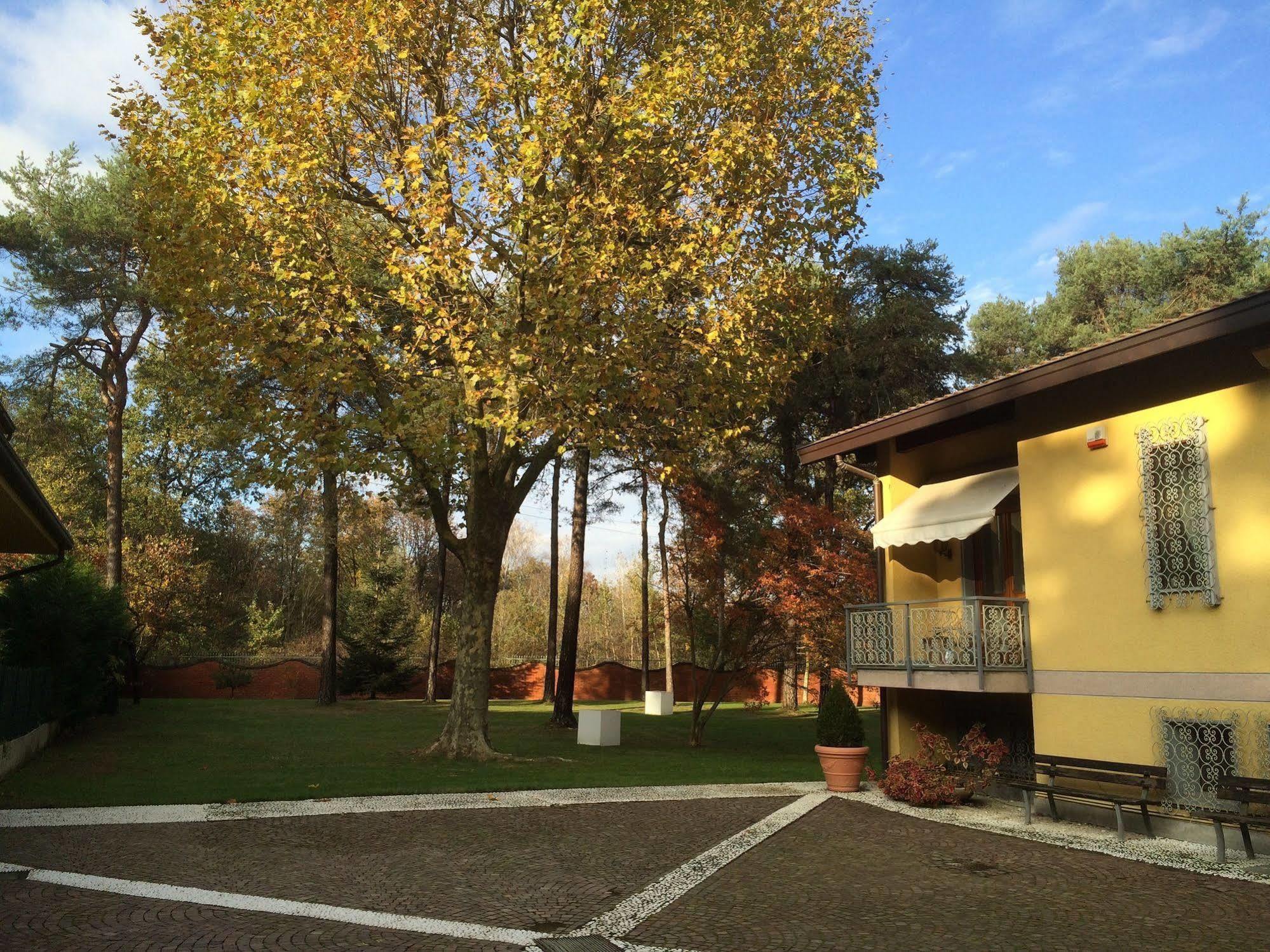 Bed and Breakfast Bed&Garden Cesate Exterior foto